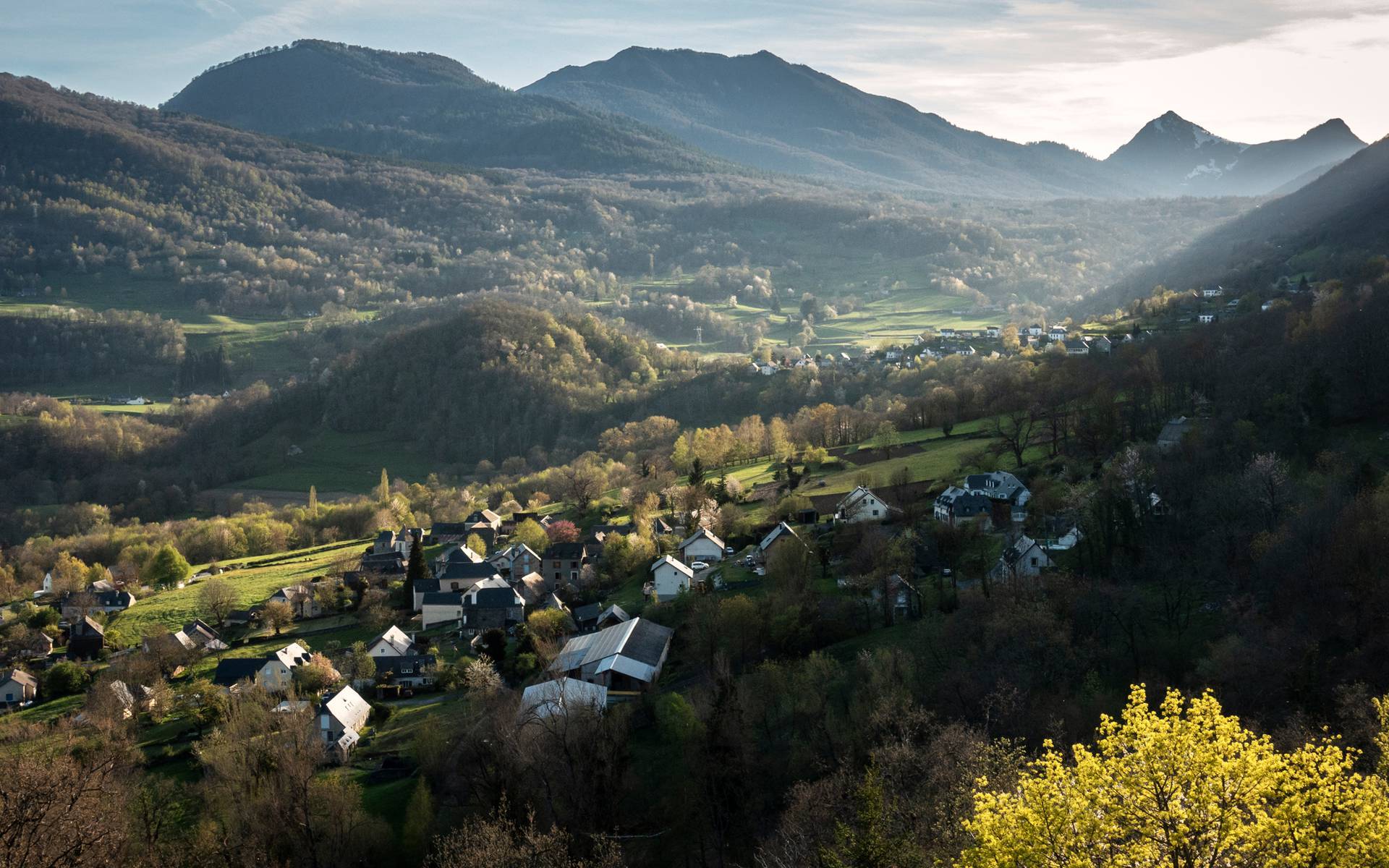 Laissez-vous gagner par la magie des Pyrénées au camping du Lavedan !