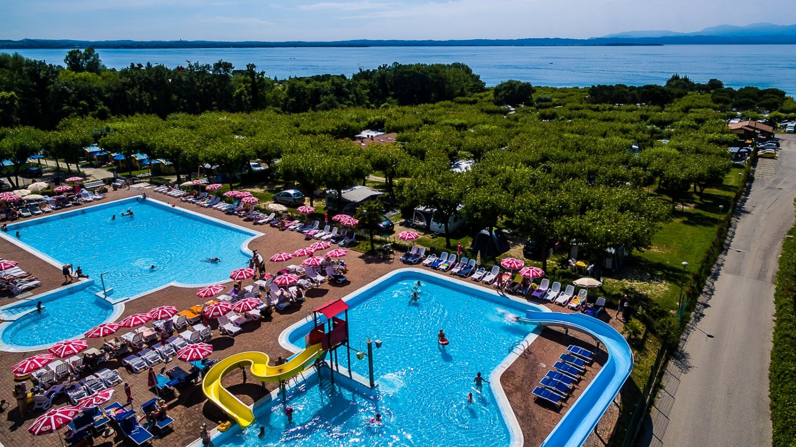 Comment camper en Auvergne de manière originale ?